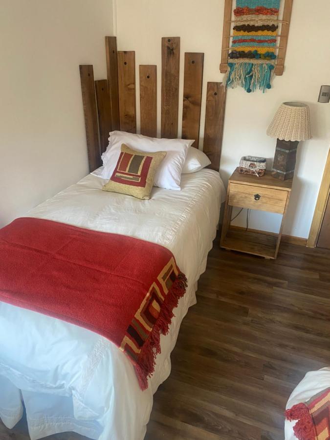 Hostal Lago Condor Puerto Natales Ngoại thất bức ảnh