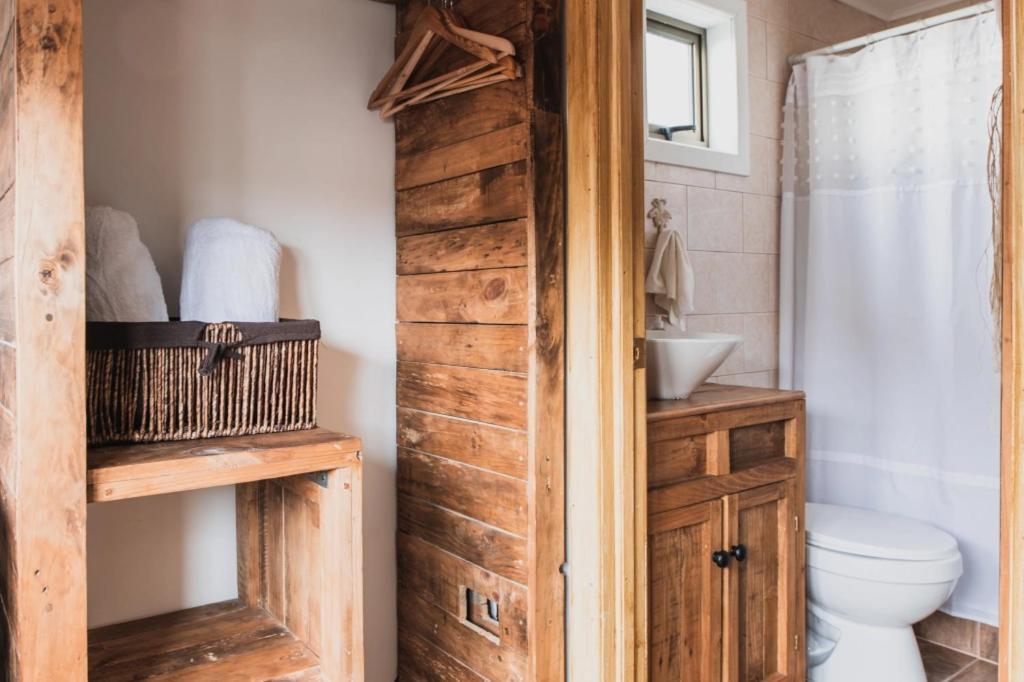 Hostal Lago Condor Puerto Natales Ngoại thất bức ảnh