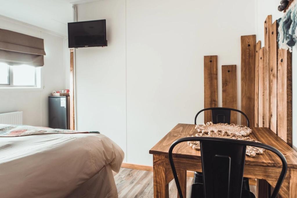 Hostal Lago Condor Puerto Natales Ngoại thất bức ảnh